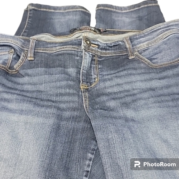 Torrid button and zipper fly jeans size 18R Elastic waist. - Picture 2 of 13